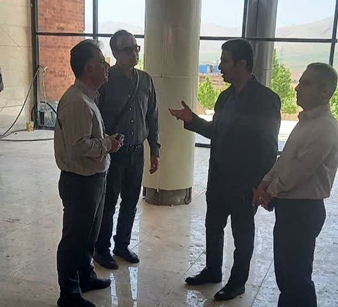 بازدید دکتر پیمان آسترکی سرپرست معاونت تحقیقات دانشگاه علوم پزشکی لرستان از پروژه درحال ساخت کتابخانه مرکزی و سالن آمفی تئاتر